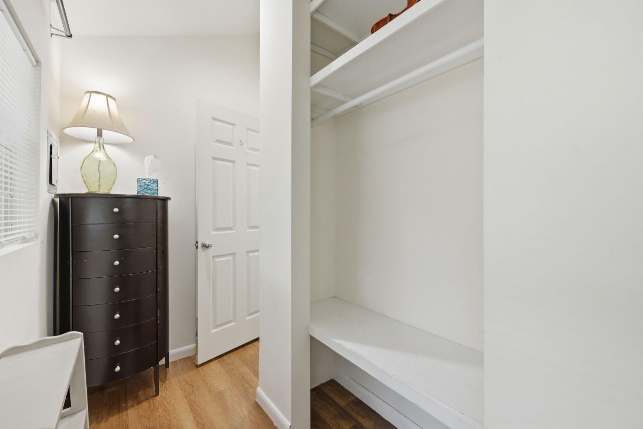 2590 Otranto Road Photo 25