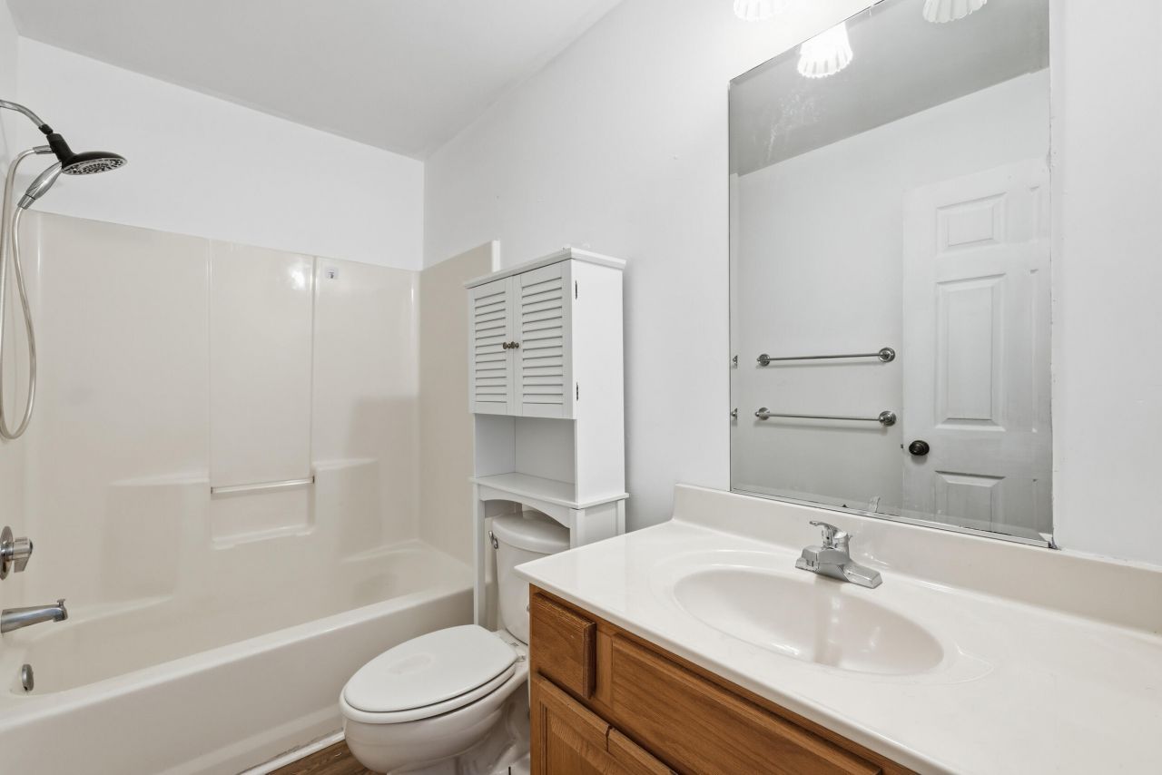 2590 Otranto Road Photo 27