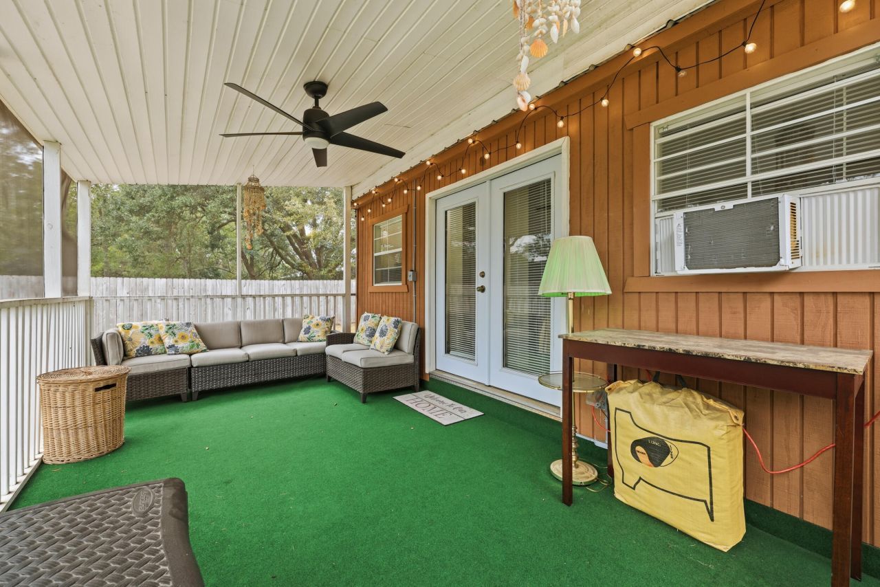 2590 Otranto Road Photo 39