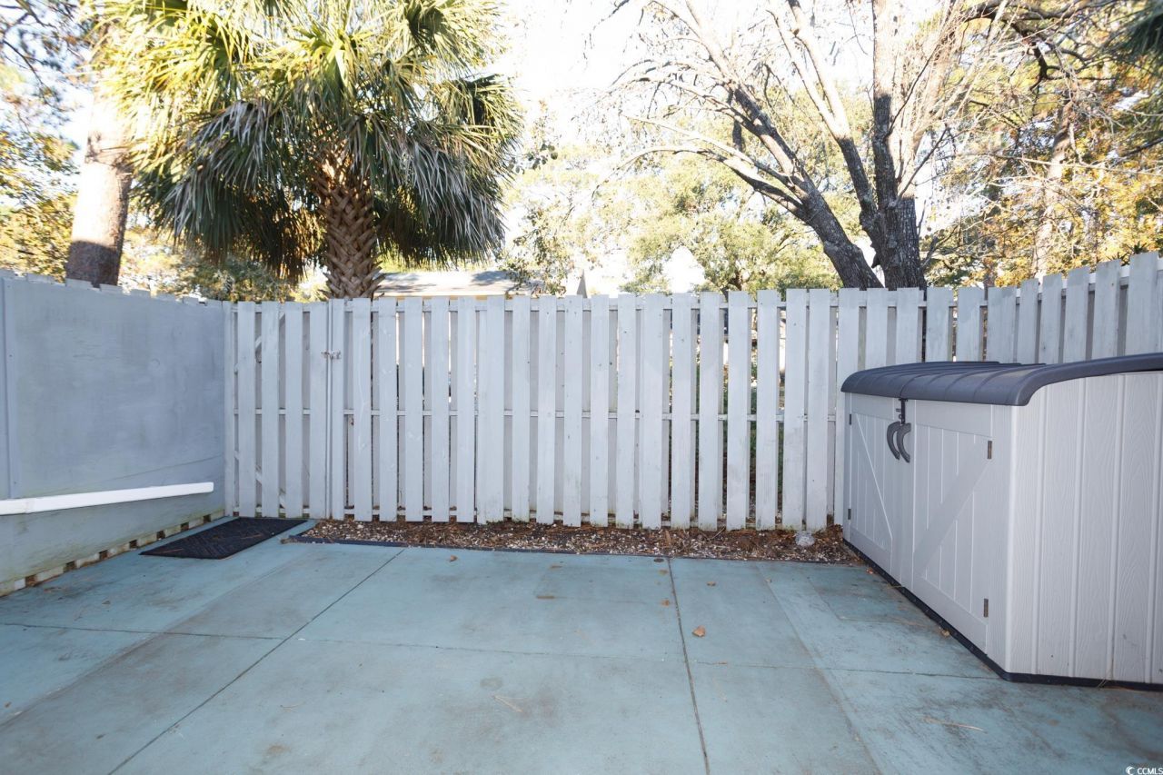 310 75th Ave N Photo 35