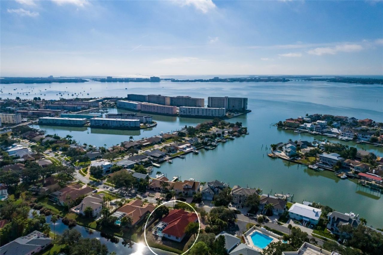 5921 Skimmer Point Boulevard S, Gulfport, FL 33707 Photo