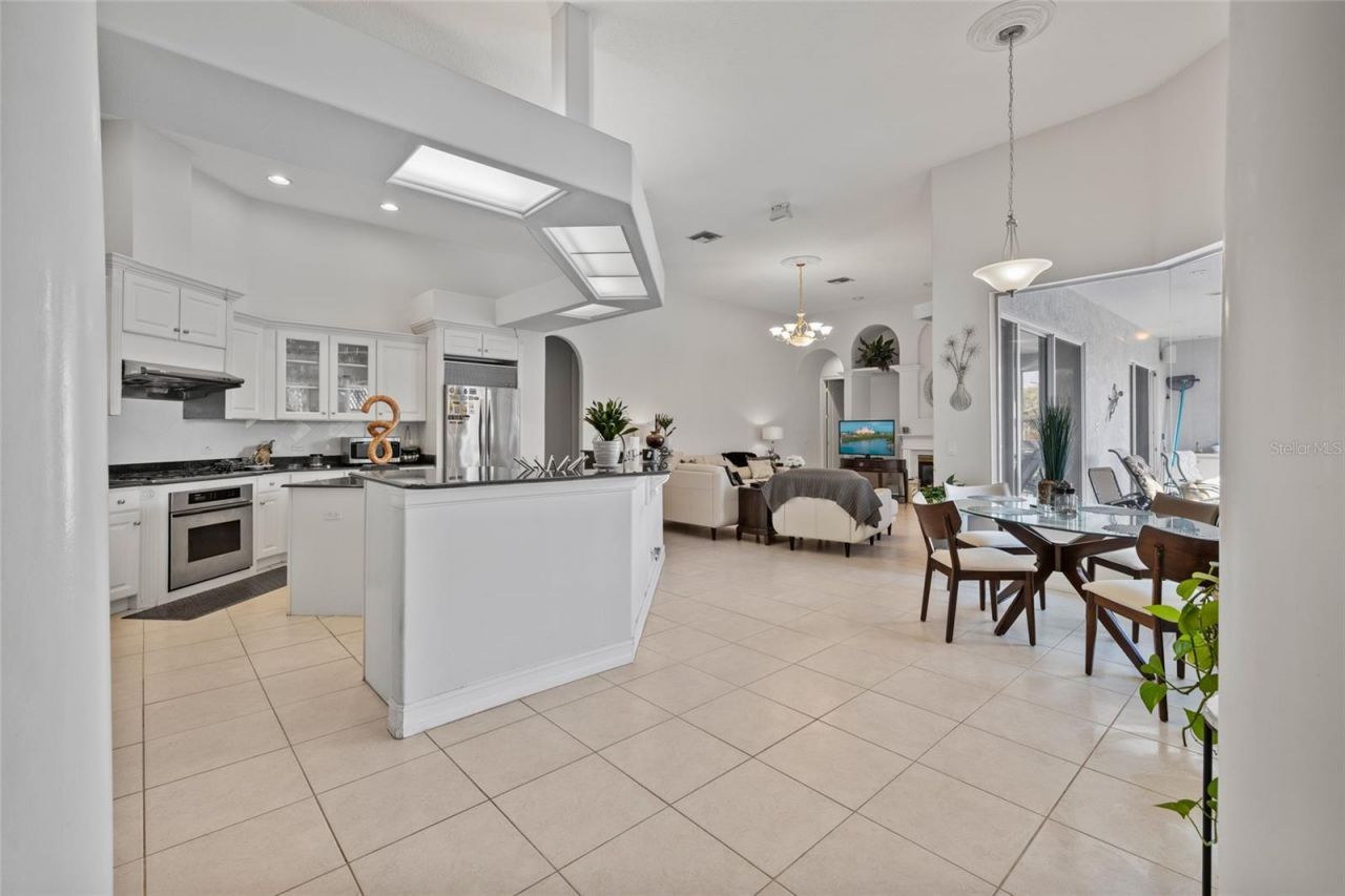 5921 Skimmer Point Boulevard S, Gulfport, FL 33707 Photo