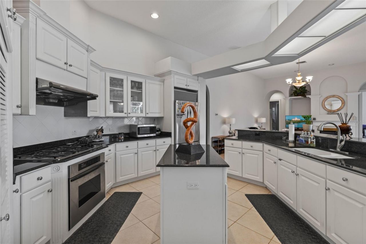 5921 Skimmer Point Boulevard S, Gulfport, FL 33707 Photo