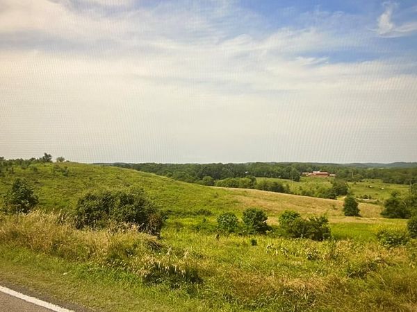 2463 Frankfort Rd, New Cumberland, WV 26047