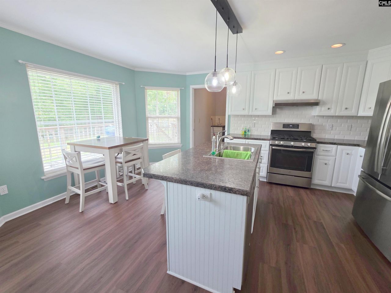 613 Skyline Drive  Photo 15