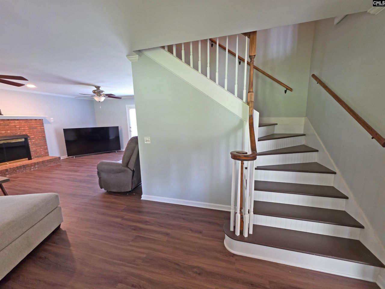 613 Skyline Drive  Photo 25