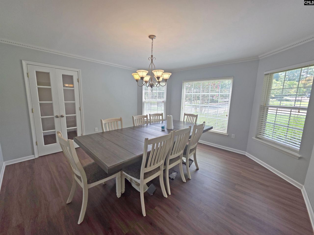 613 Skyline Drive  Photo 8