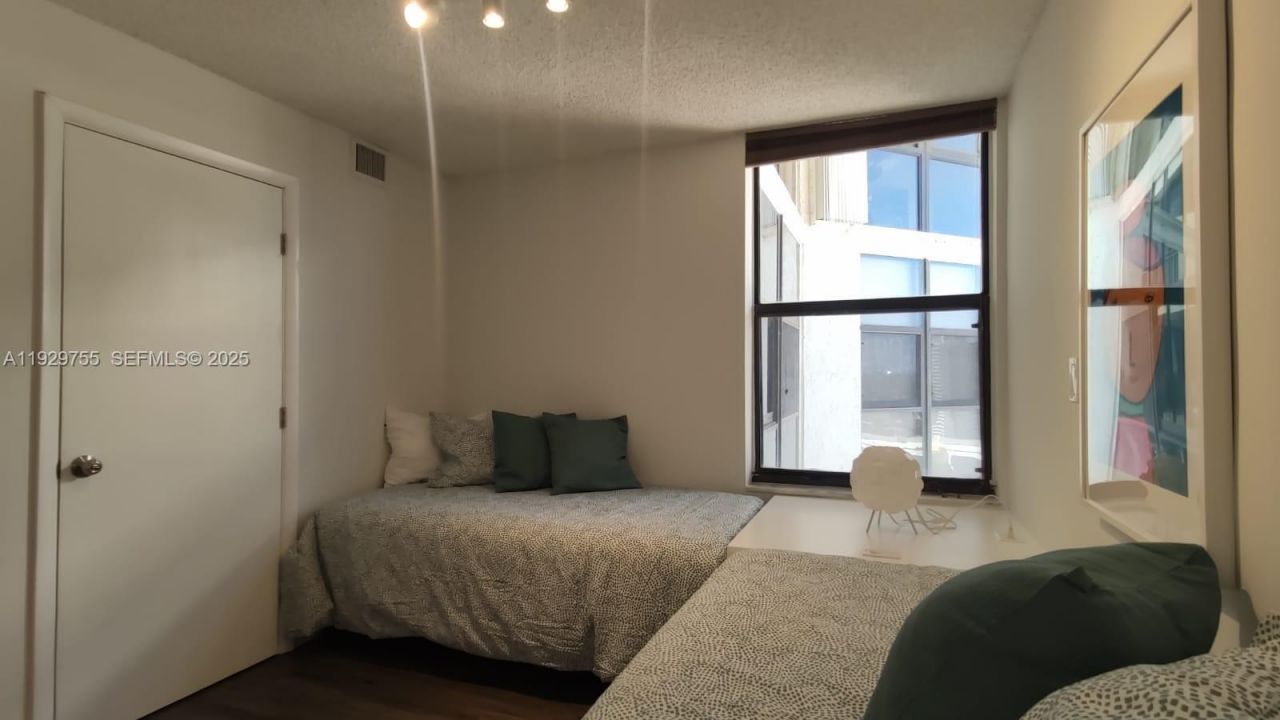 18181 NE 31st Ct, Unit 2710, Aventura, FL 33160 Photo