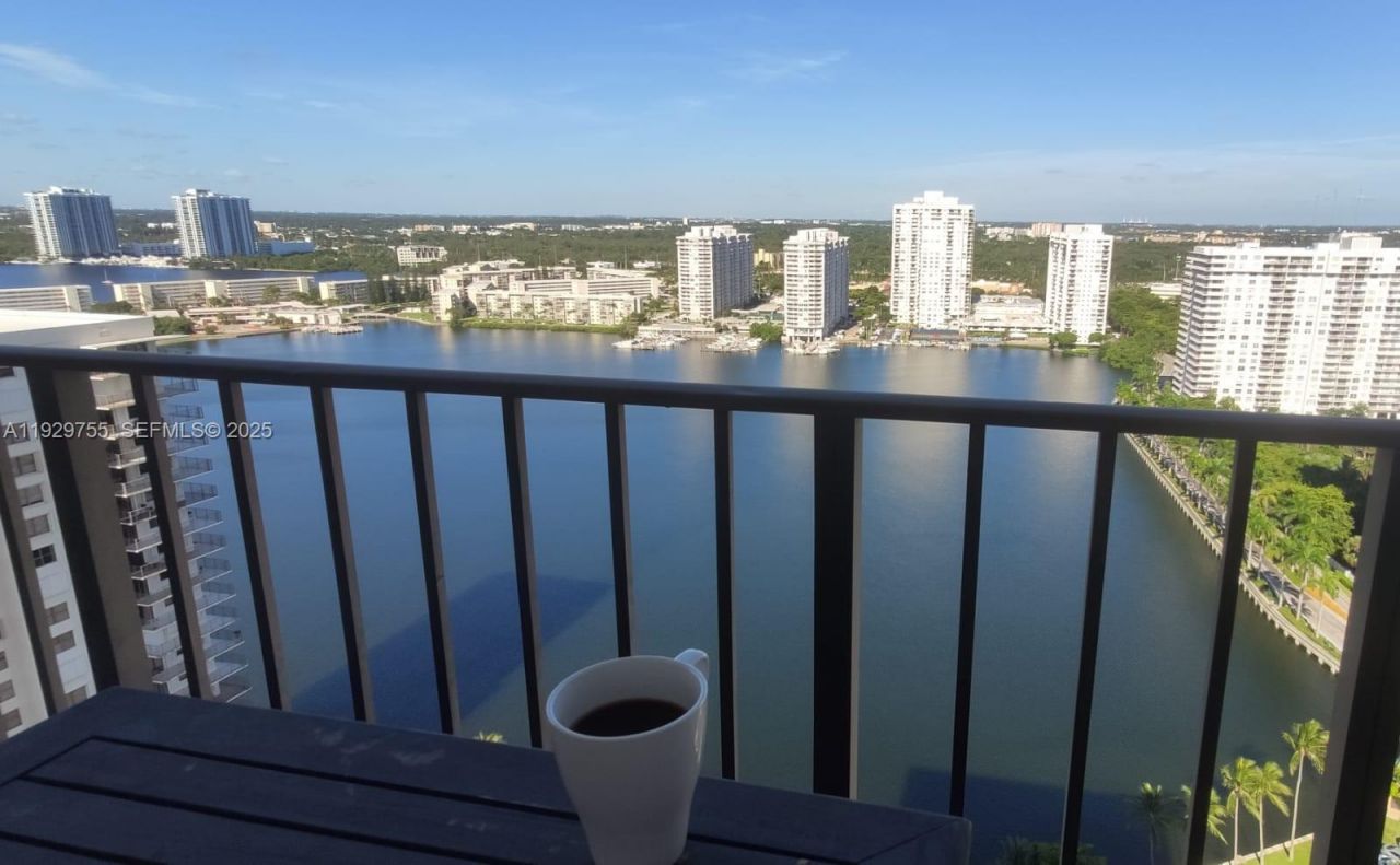 18181 NE 31st Ct, Unit 2710, Aventura, FL 33160 Photo