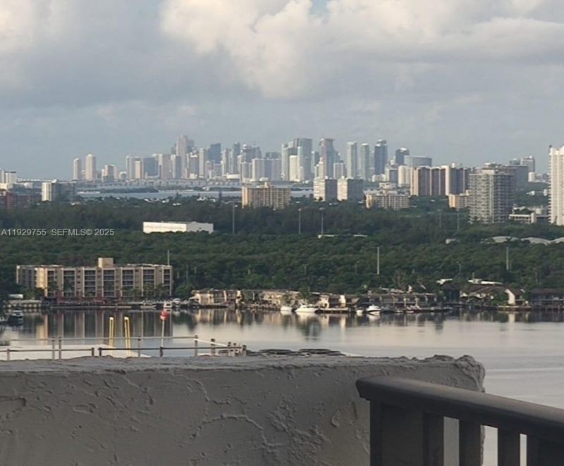 18181 NE 31st Ct, Unit 2710, Aventura, FL 33160 Photo