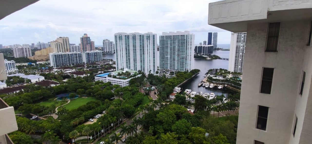 18181 NE 31st Ct, Unit 2710, Aventura, FL 33160 Photo