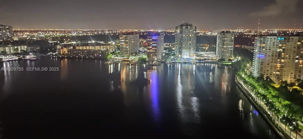 18181 NE 31st Ct, Unit 2710, Aventura, FL 33160 Photo