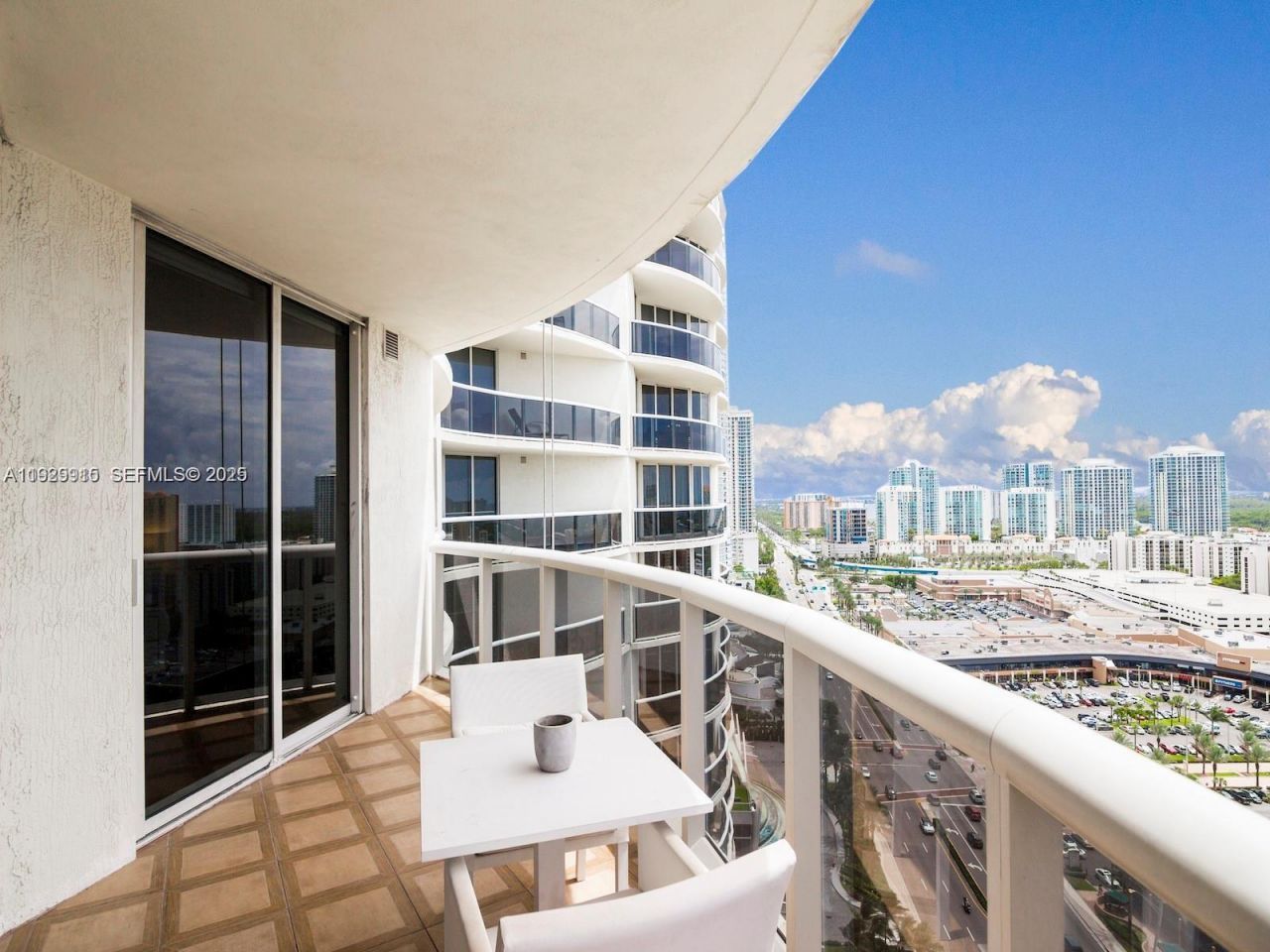 17201 Collins Ave, Unit 2209, Sunny Isles Beach, FL 33160 Photo