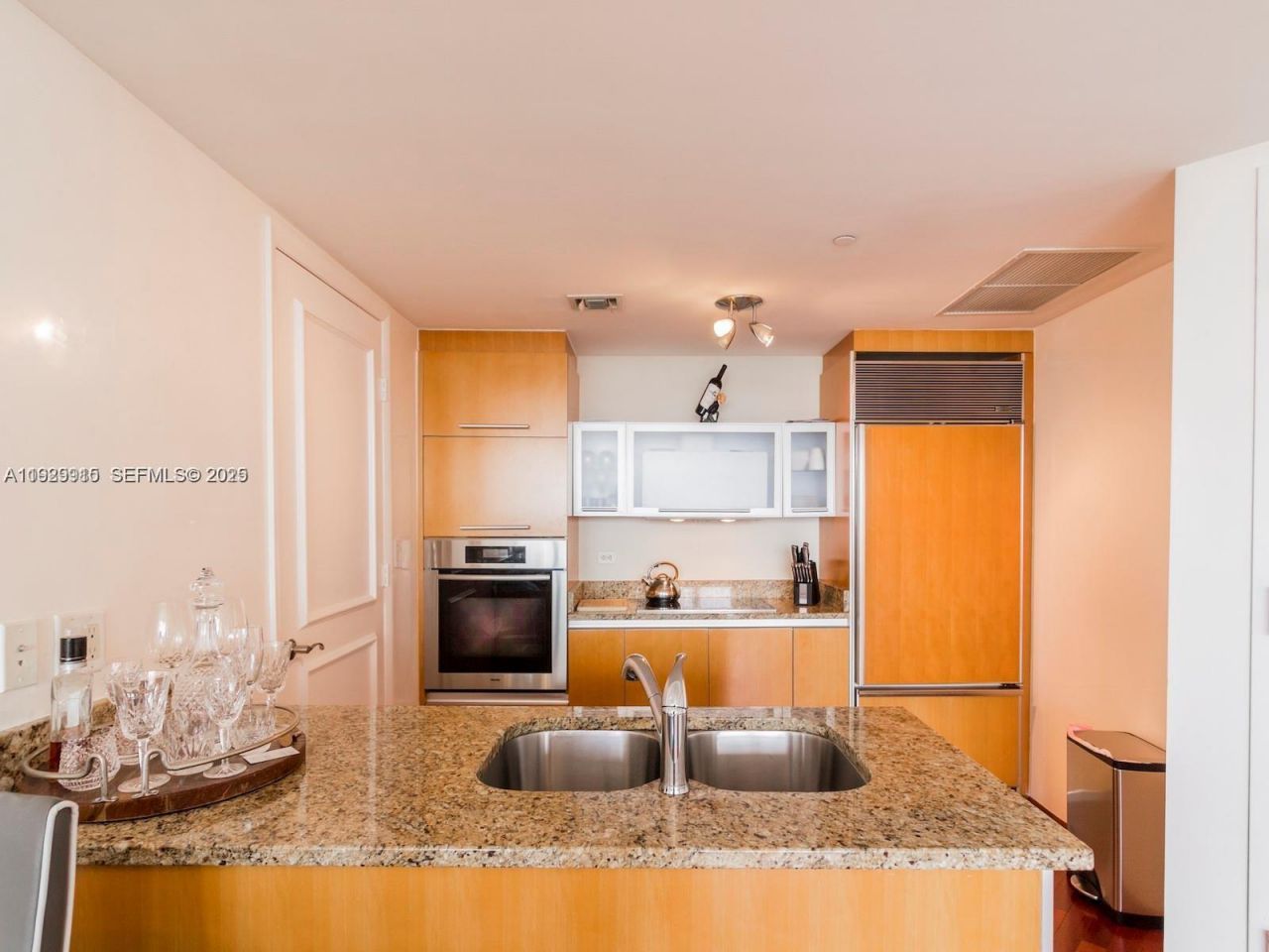 17201 Collins Ave, Unit 2209, Sunny Isles Beach, FL 33160 Photo