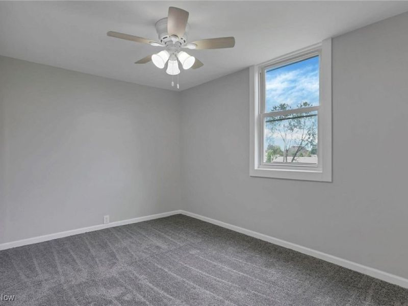 35 W 5th Street, Dresden, OH 43821 Photo 11