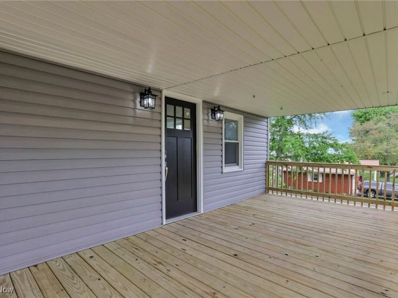 35 W 5th Street, Dresden, OH 43821 Photo 4