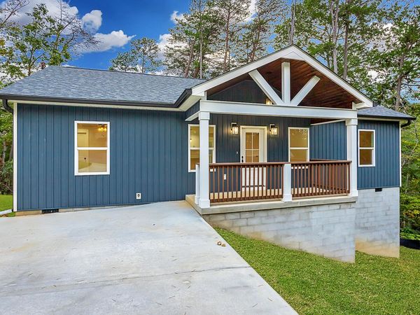 7118 Flagstone Drive, Ooltewah, TN 37363