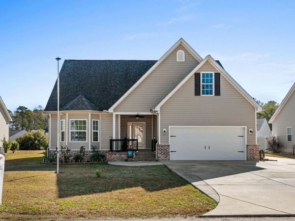 621 Garden Ave., Georgetown, SC 29440