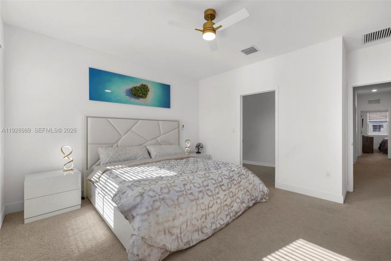 17042 SW 1st St, Pembroke Pines, FL 33027 Photo