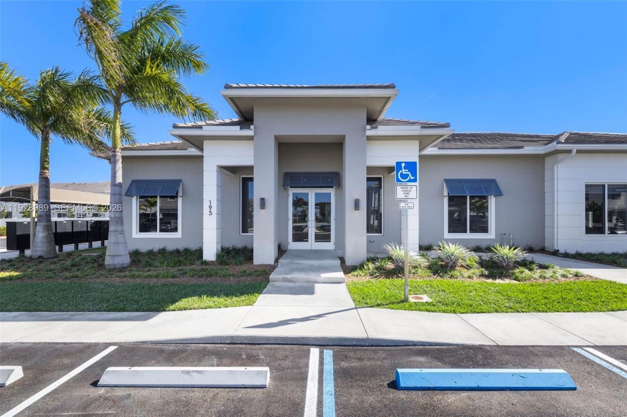 17042 SW 1st St, Pembroke Pines, FL 33027 Photo