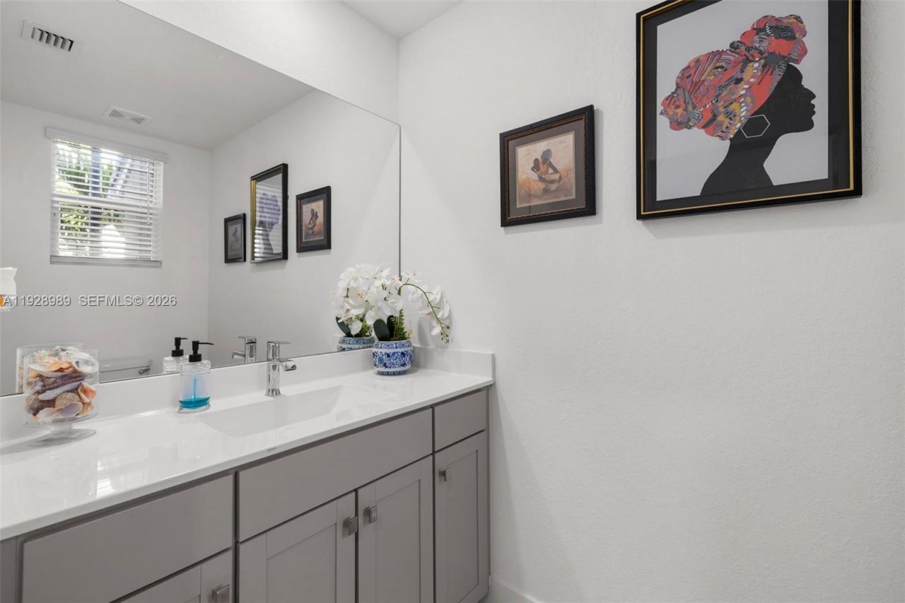 17042 SW 1st St, Pembroke Pines, FL 33027 Photo