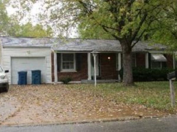 1533 Keelen Drive, St Louis, MO 63136