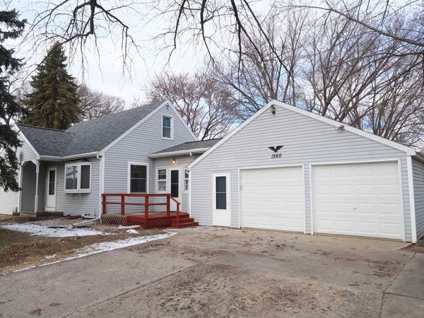 1560 WINDSOR Street, Sun Prairie, WI 53590