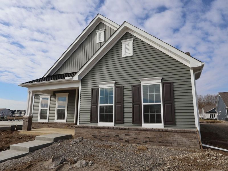 4535 Corsican Loop E, Hilliard, OH 43026 Photo 2