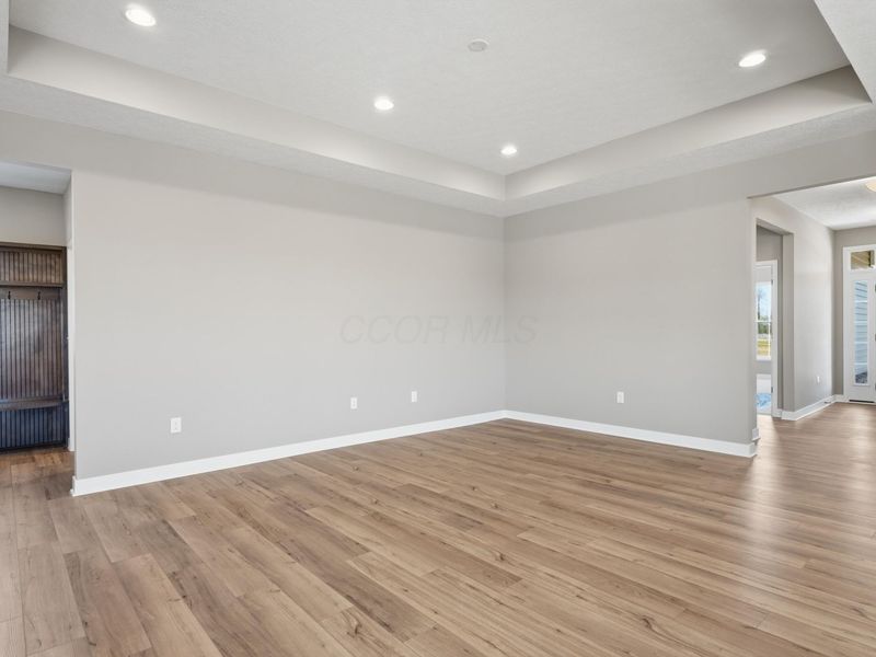4535 Corsican Loop E, Hilliard, OH 43026 Photo 9