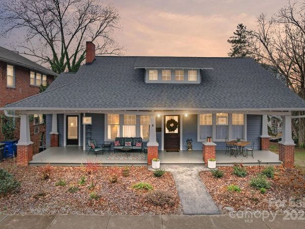 202 S Oak Street , Statesville, NC 28677