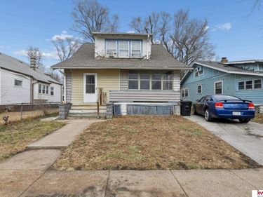 2434 Camden Avenue, Omaha, NE 68111