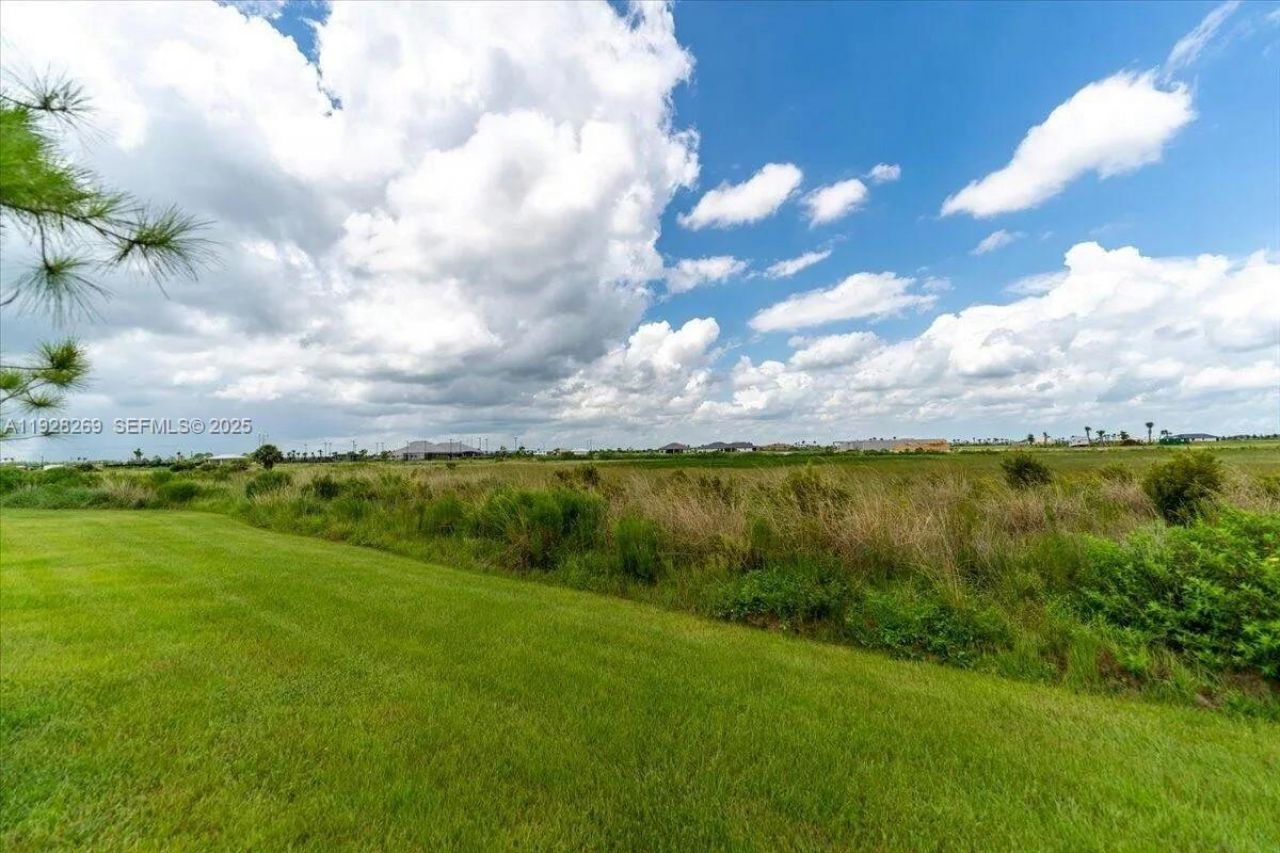 12853 SW Ambra St, Port Saint Lucie, FL 34987 Photo