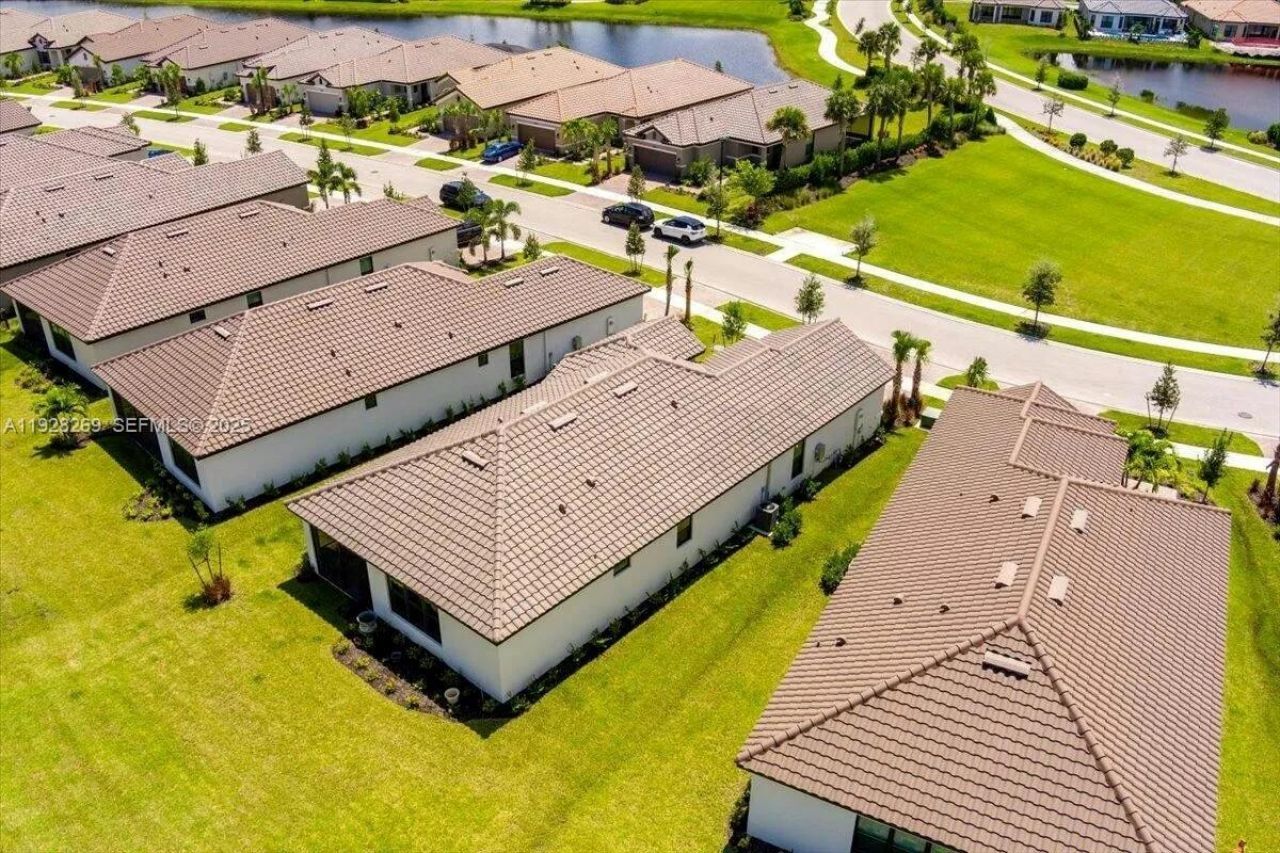 12853 SW Ambra St, Port Saint Lucie, FL 34987 Photo