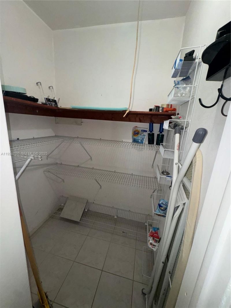 401 Collins Ave, Unit 21, Miami Beach, FL 33139 Photo