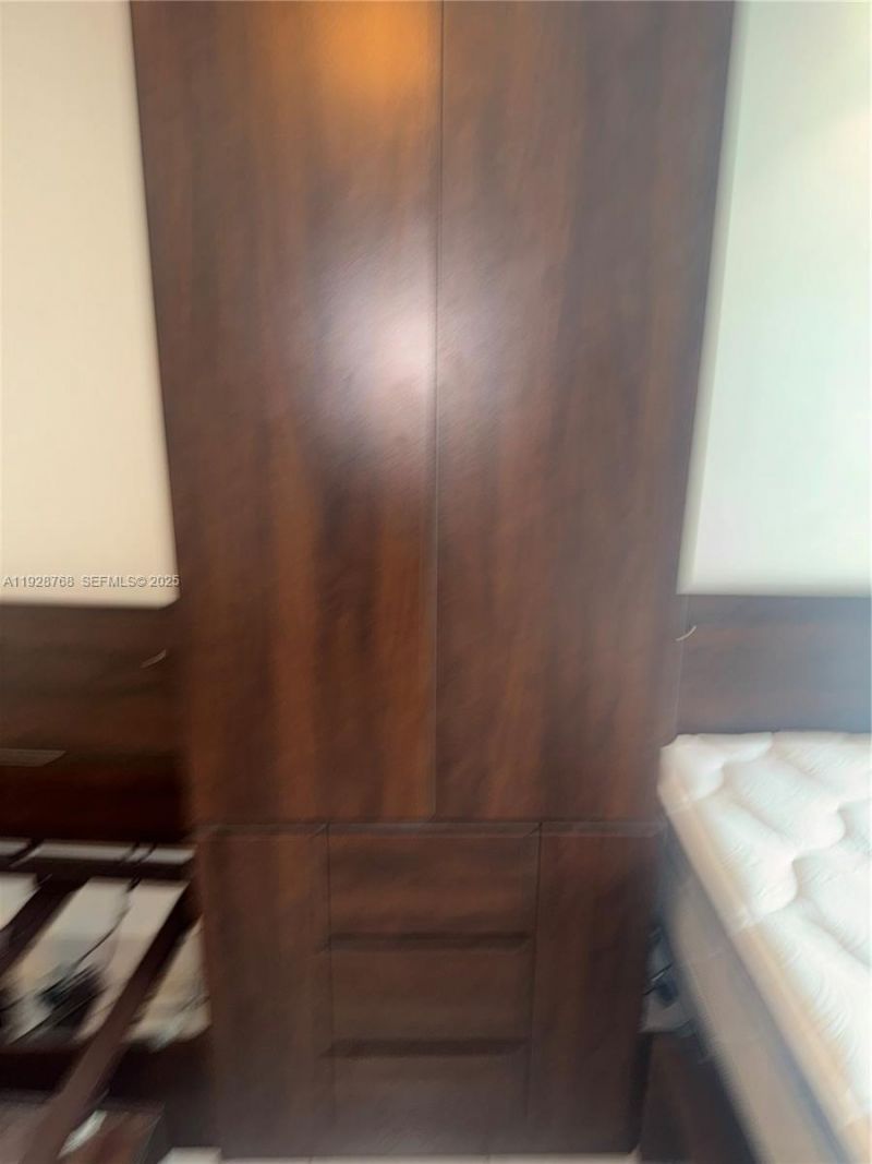 401 Collins Ave, Unit 21, Miami Beach, FL 33139 Photo