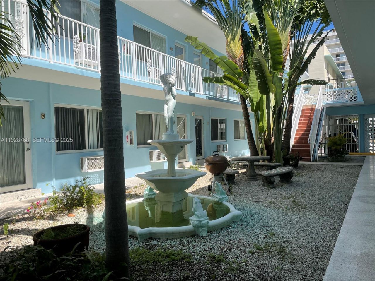 401 Collins Ave, Unit 21, Miami Beach, FL 33139 Photo