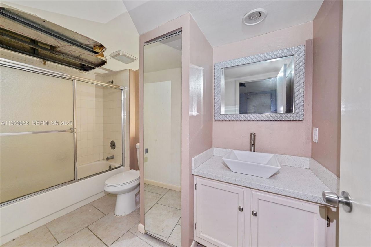 2565 Garden Ct, Cooper City, FL 33026 Photo