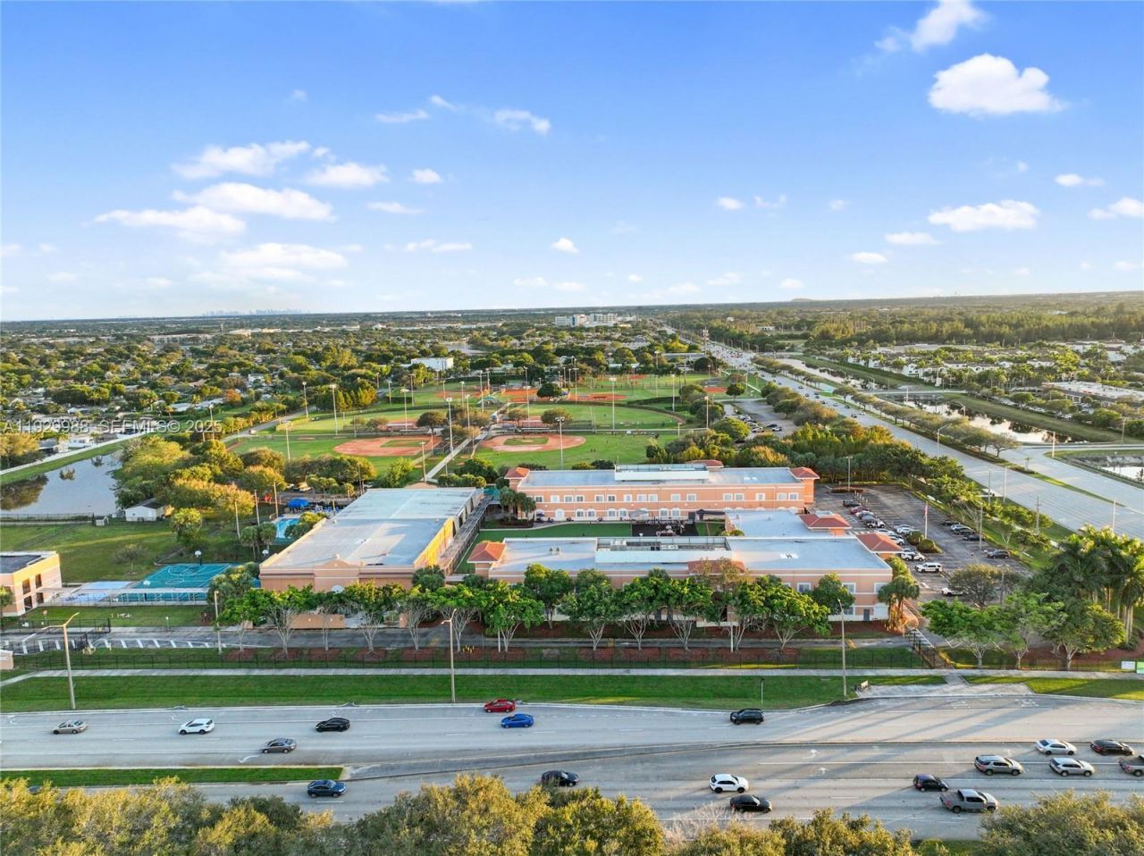 2565 Garden Ct, Cooper City, FL 33026 Photo