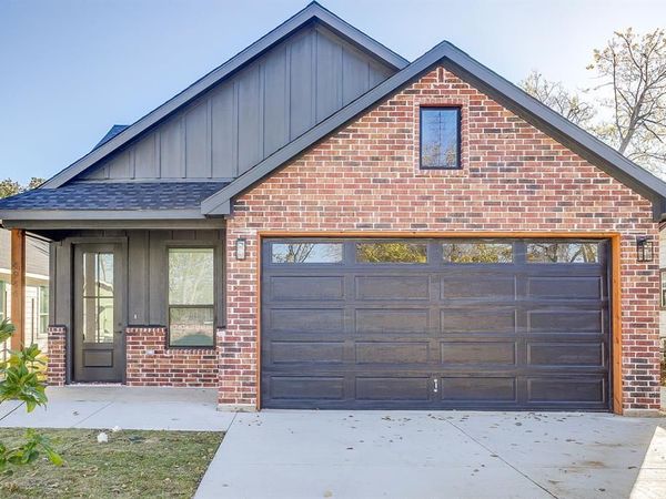 4944 Dunbar Street, Fort Worth, TX 76105