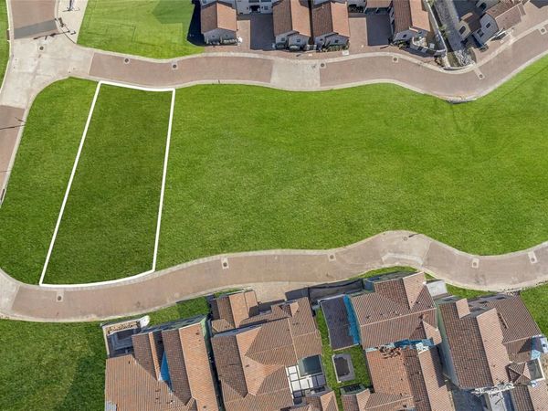 28 Castellon Drive , Westlake, TX 76262