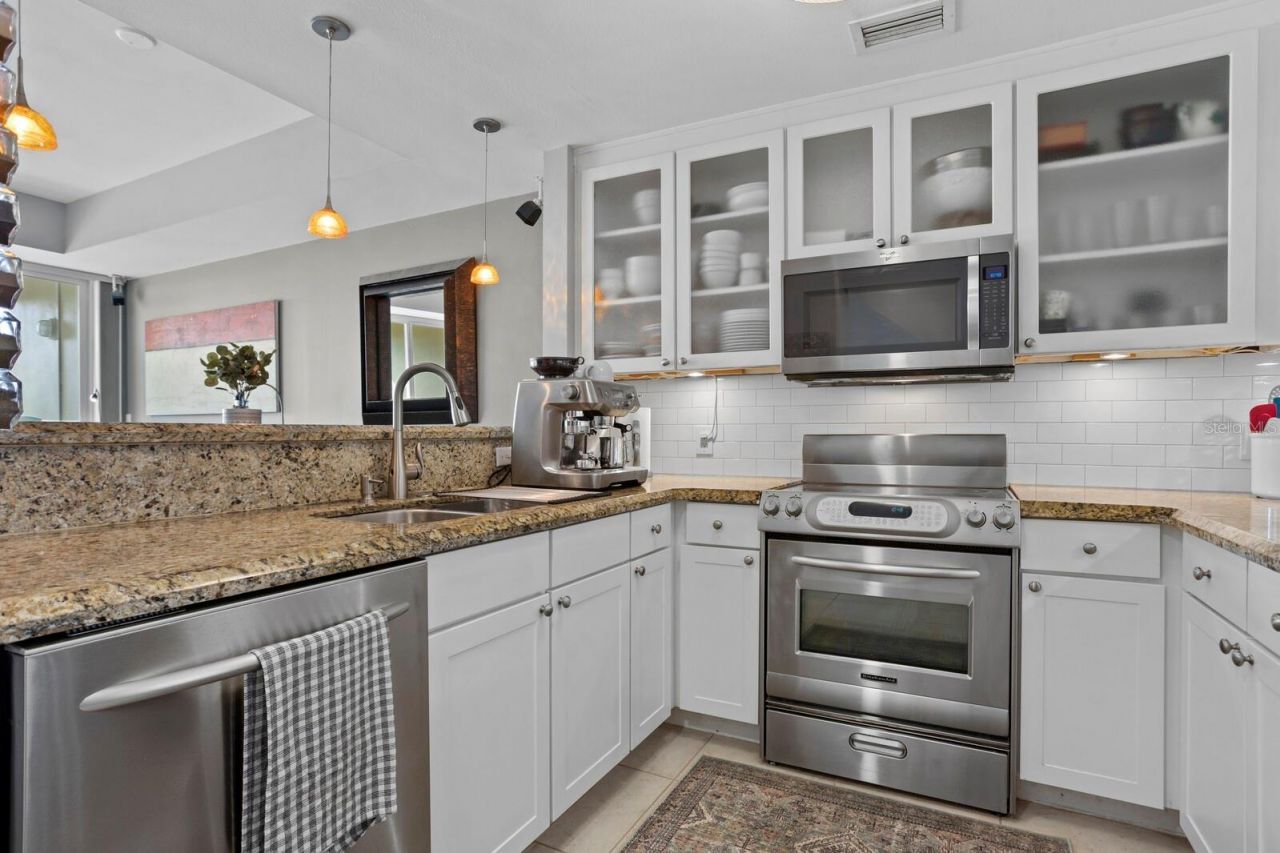 423 Bahia Beach Boulevard, Ruskin, FL 33570 Photo
