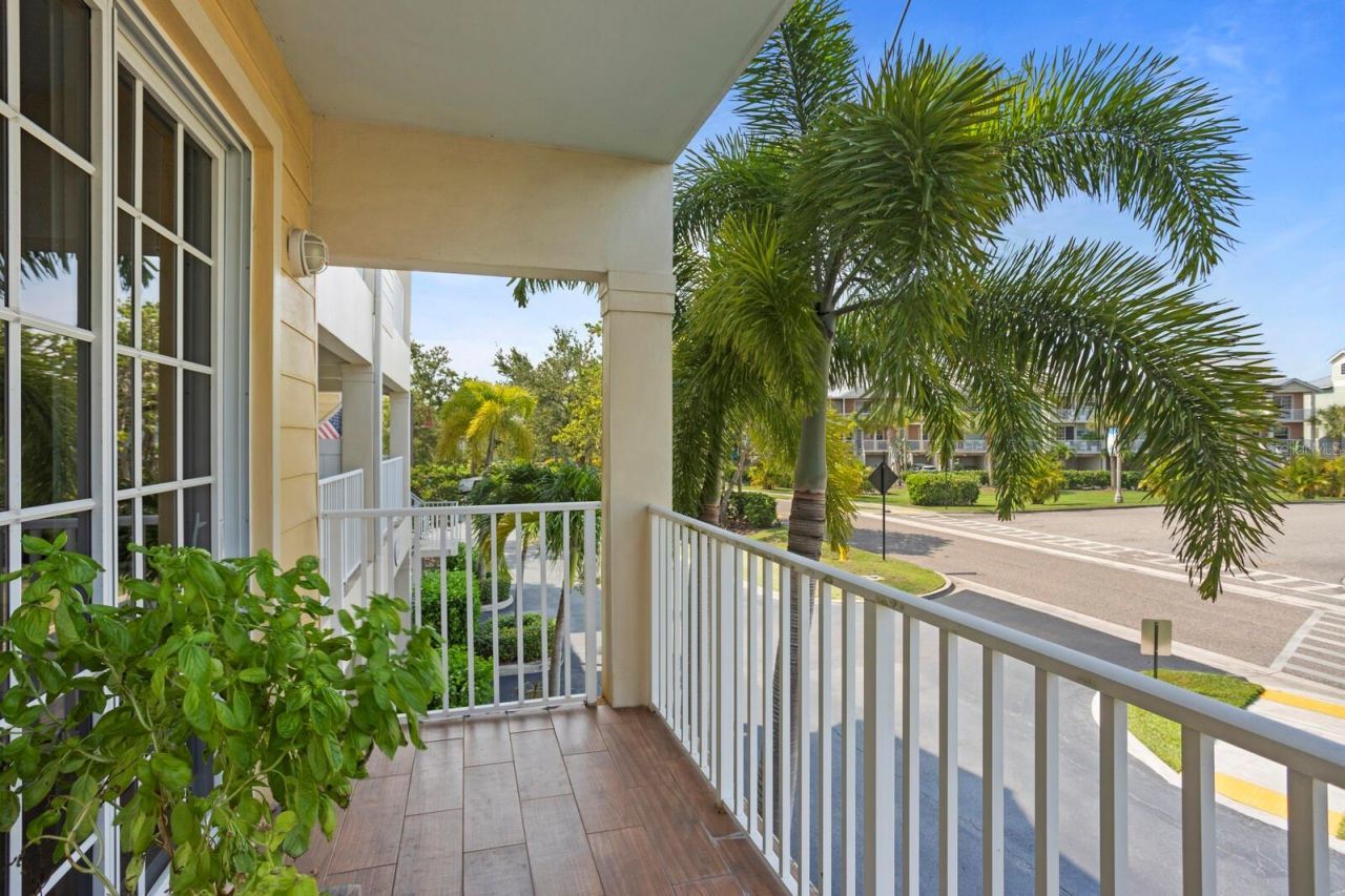 423 Bahia Beach Boulevard, Ruskin, FL 33570 Photo