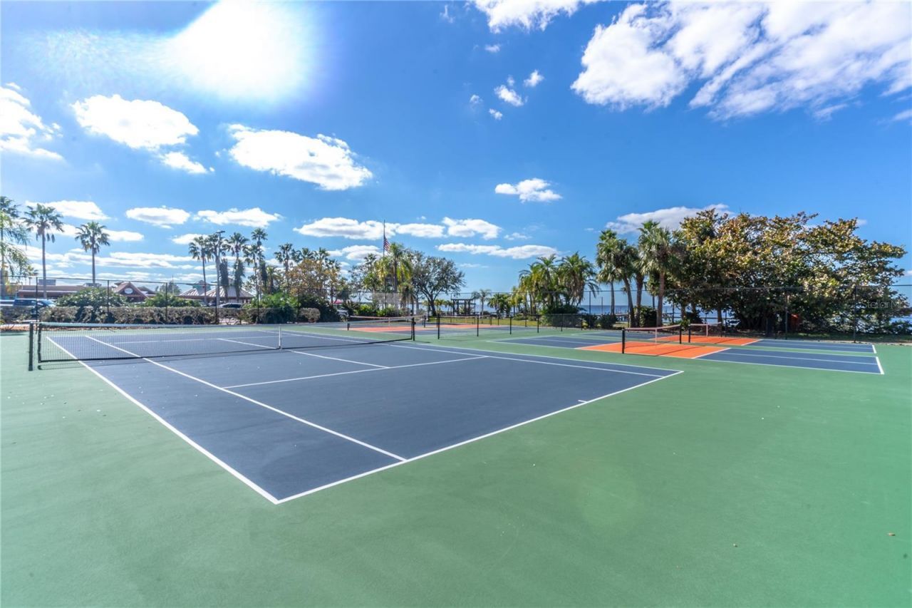 423 Bahia Beach Boulevard, Ruskin, FL 33570 Photo