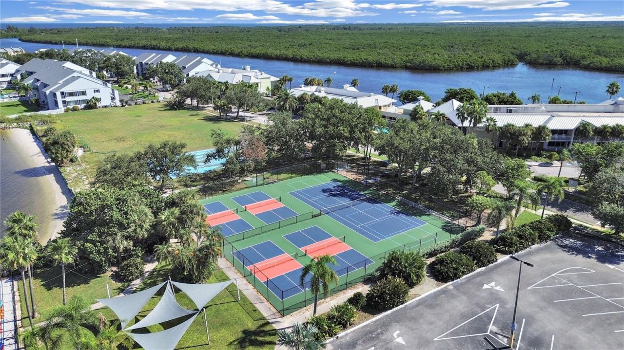 423 Bahia Beach Boulevard, Ruskin, FL 33570 Photo