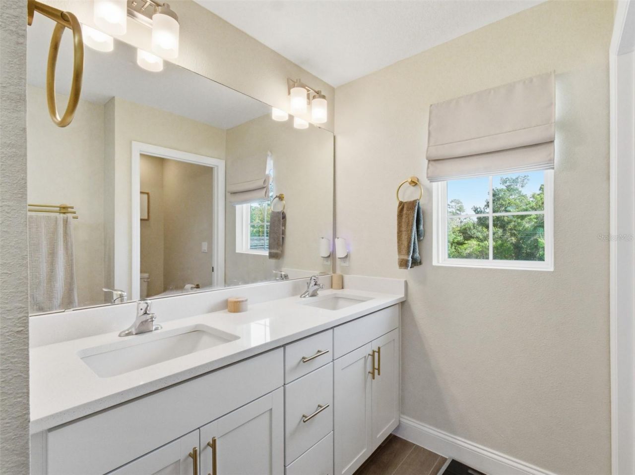 712 Reflection Lake Drive, Orlando, FL 32807 Photo