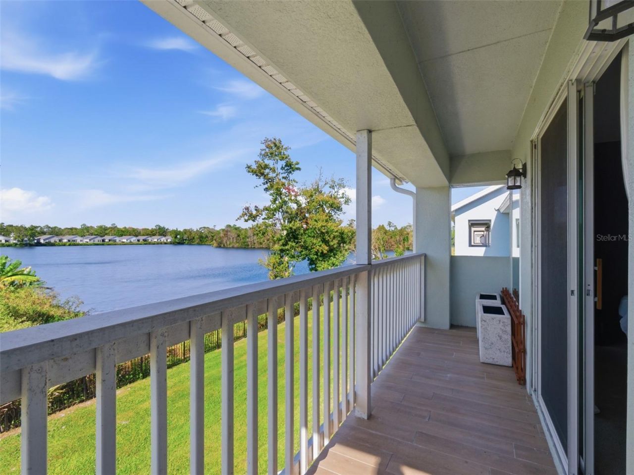 712 Reflection Lake Drive, Orlando, FL 32807 Photo