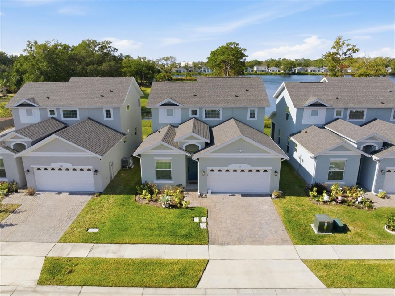 712 Reflection Lake Drive, Orlando, FL 32807 Photo