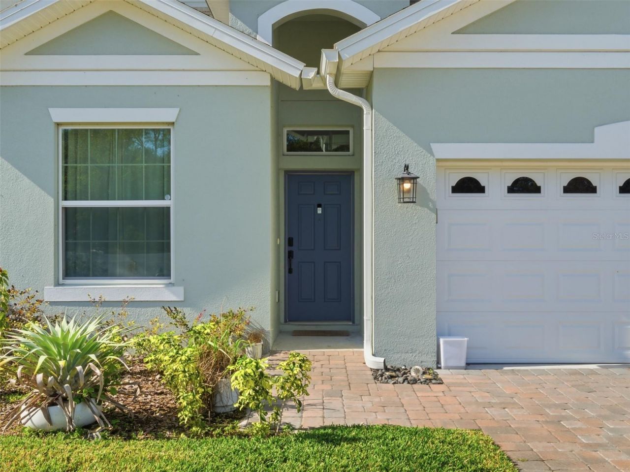 712 Reflection Lake Drive, Orlando, FL 32807 Photo