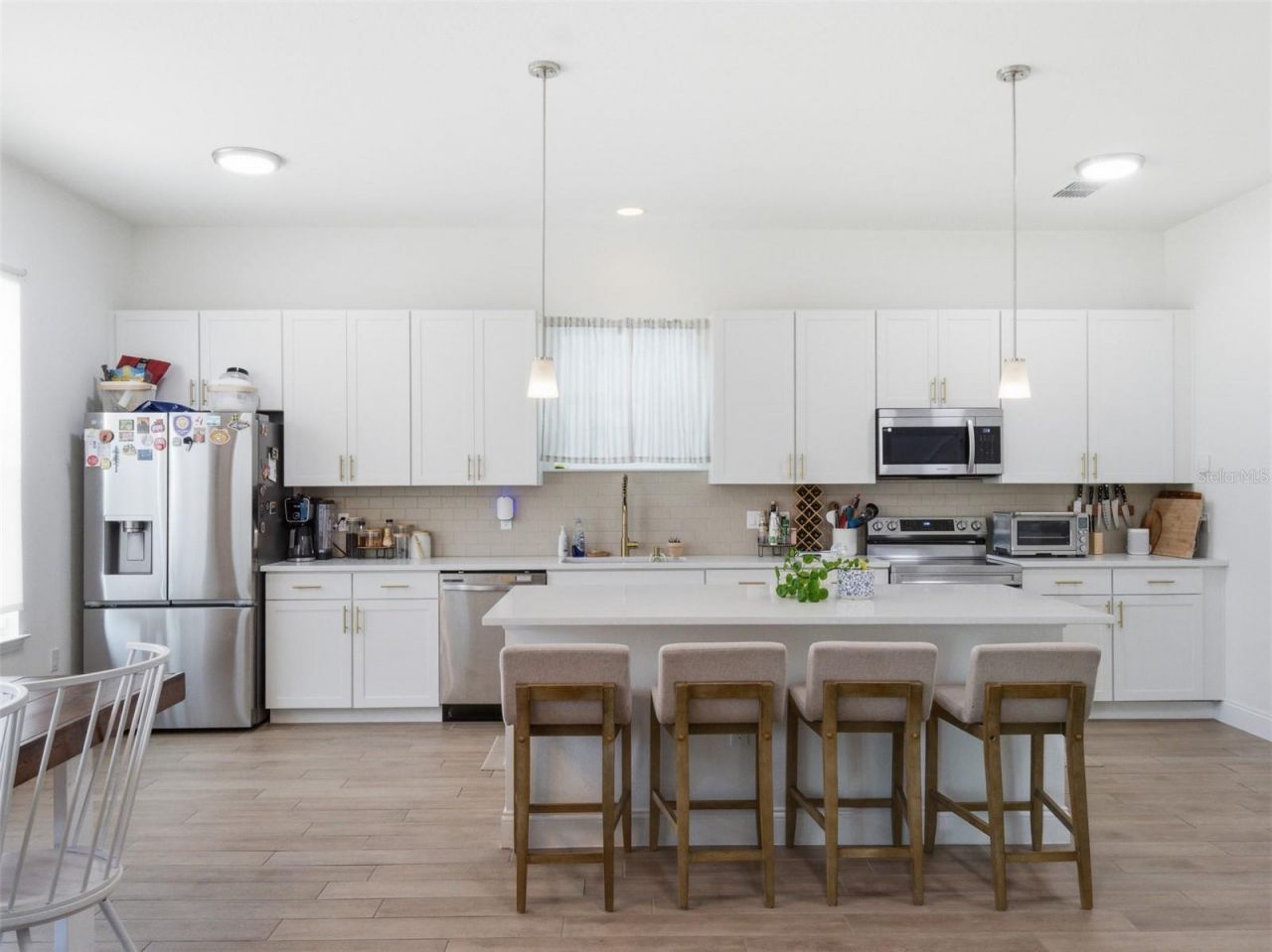 712 Reflection Lake Drive, Orlando, FL 32807 Photo