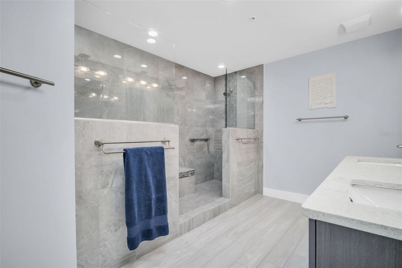 175 1st Street S, Unit 905, Saint Petersburg, FL 33701 Photo